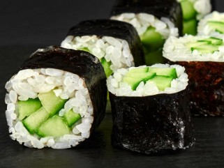 Маки с огурцом