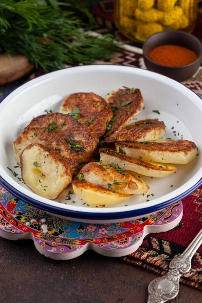 Картофель печеный на углях