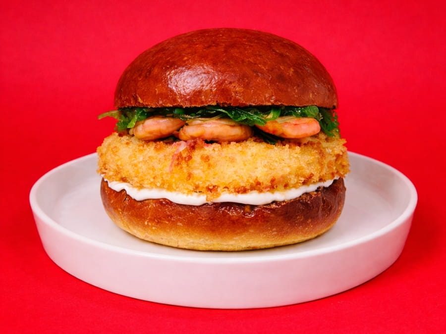 Бургер с креветками