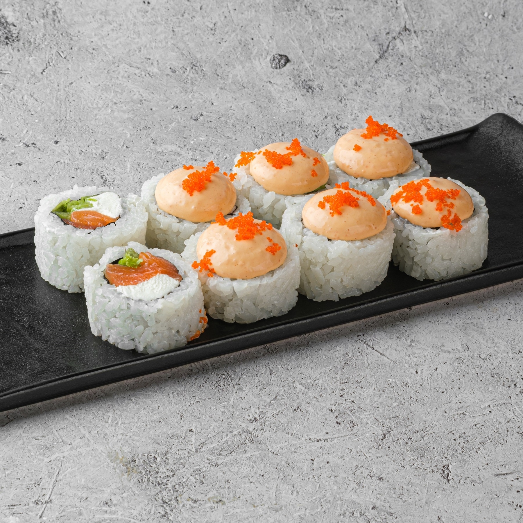 Ролл Лава с лососем