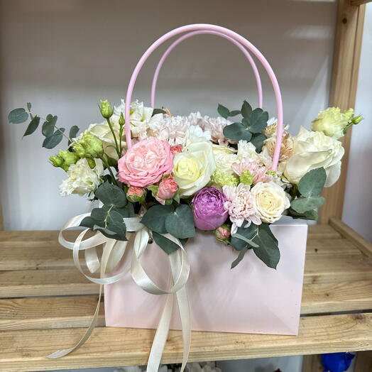 Цветы в коробке