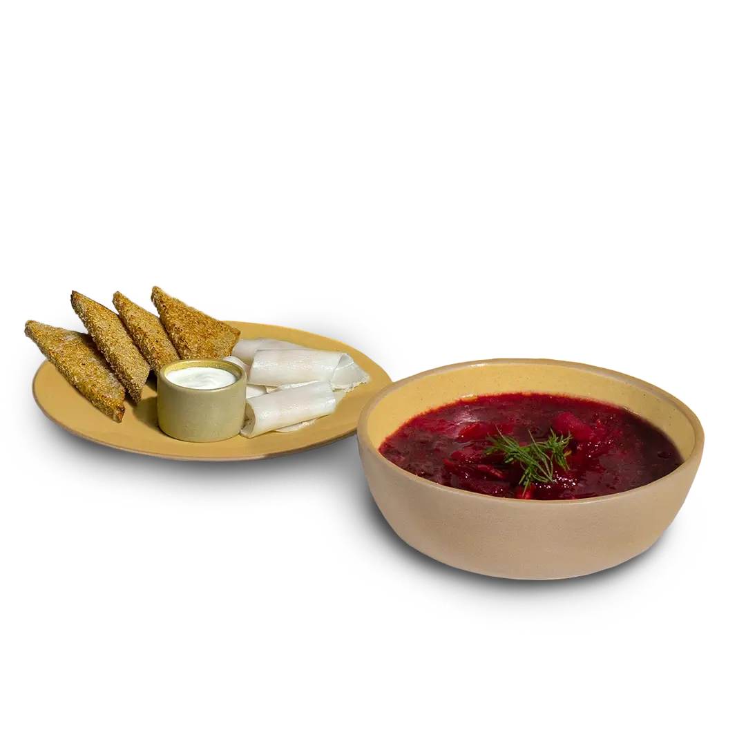 Борщ с гренками и салом