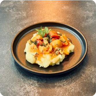 Курица с овощами в томатном соусе