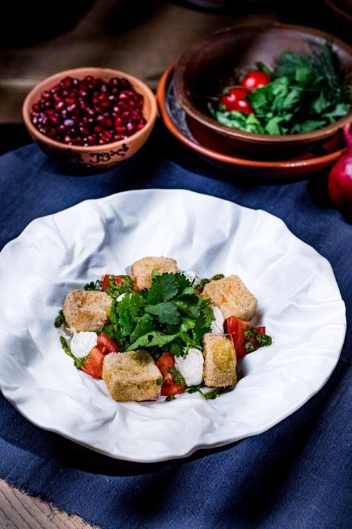 Салат с хрустящими баклажанами