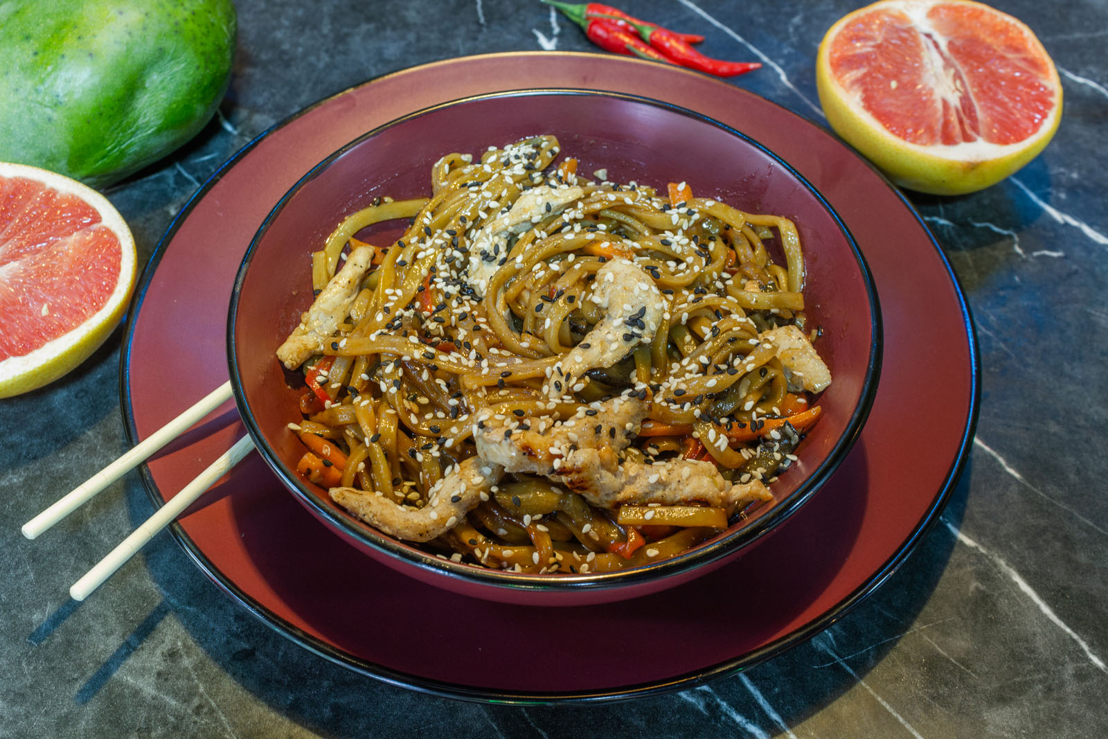 Вок с говядиной и овощами