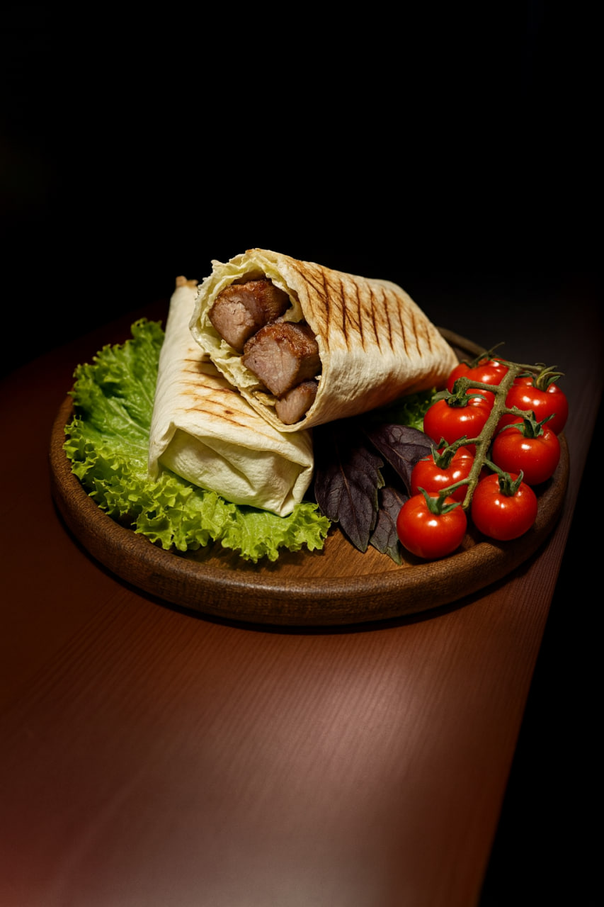 Шашлык в лаваше свинина
