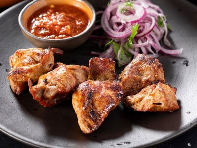 Шашлык из cвинoй шейки