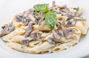 Паста с шампиньонами