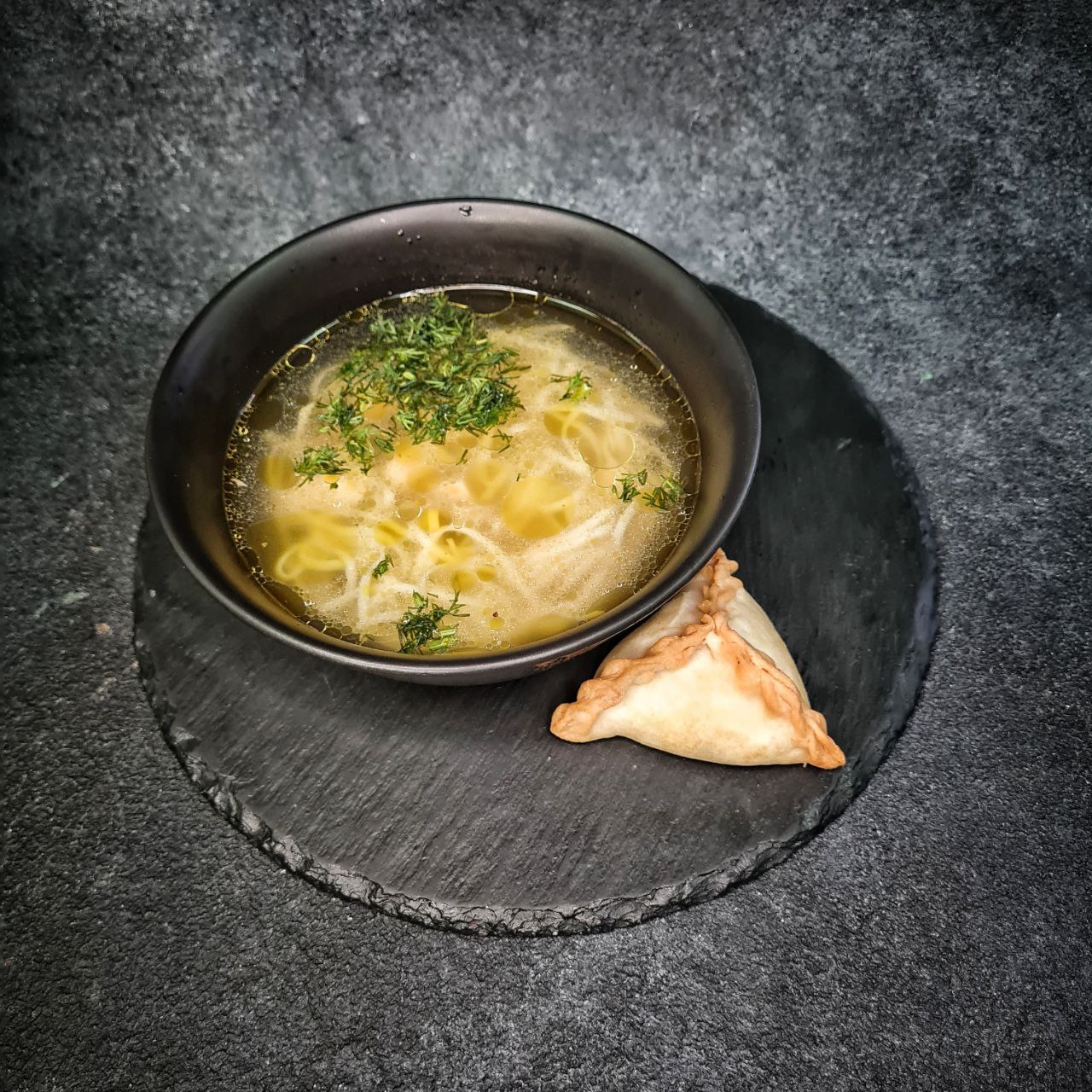 Суп лапша с курицей и эчпочмаком
