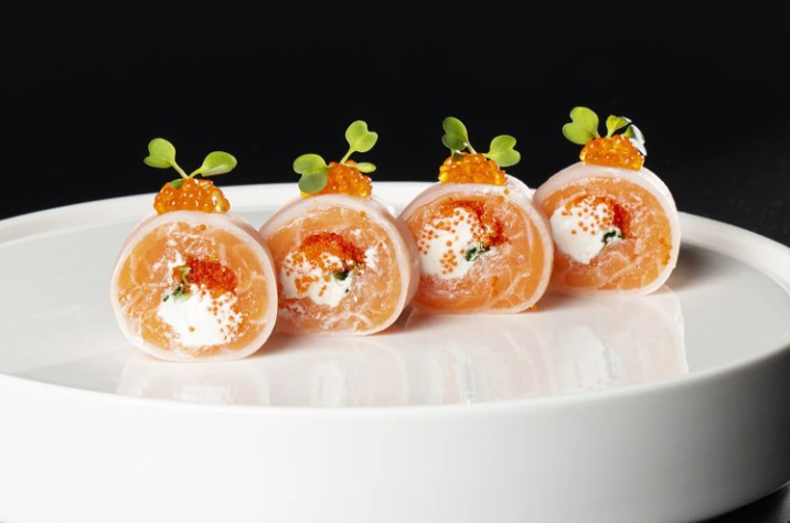 Кето-ролл с Лососем