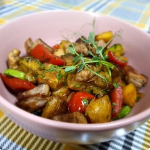 Сковородка со свининой