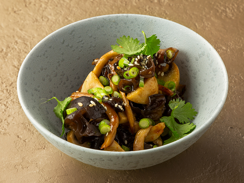 Ассорти грибов в устричном соусе