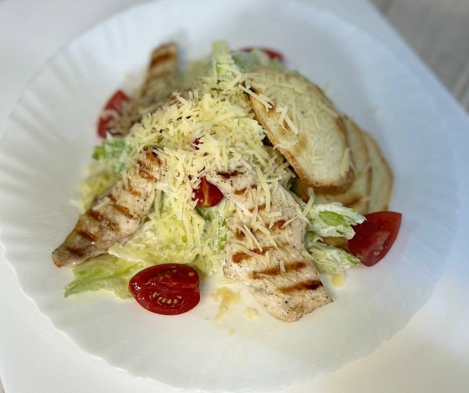 Цезарь с курицей