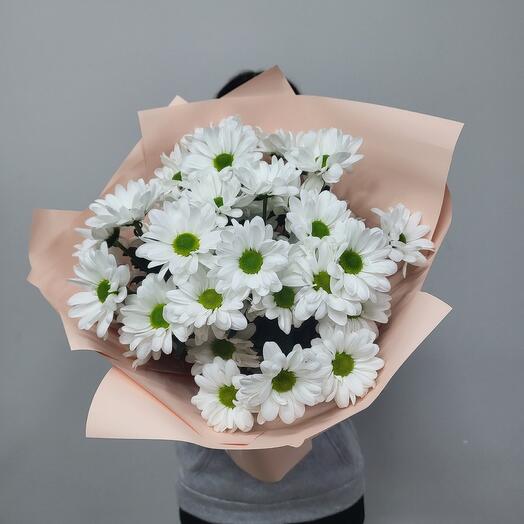 Букет из хризантем-ромашек