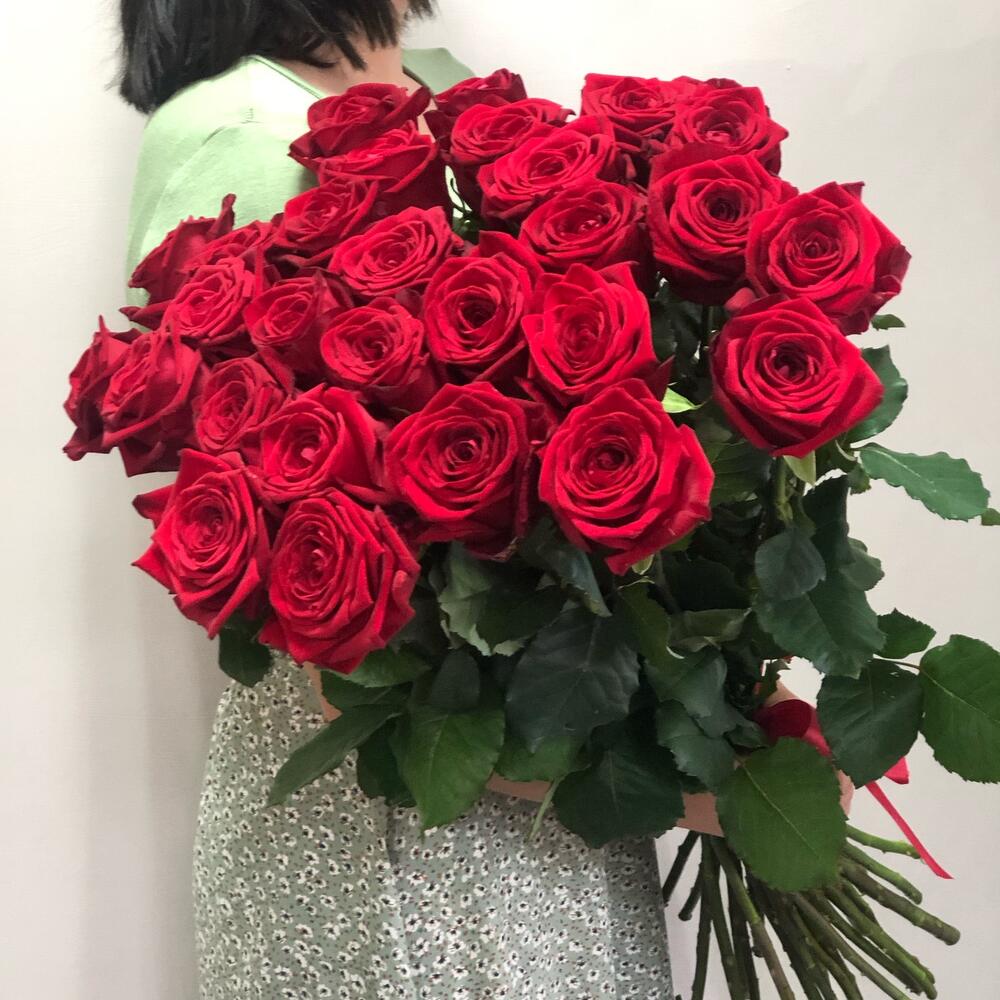 Букет Красных роз 35 шт 60 см