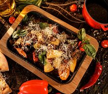 Сковорода с бараниной и овощами
