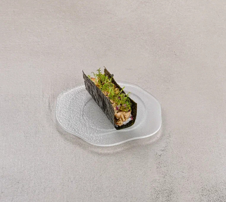 Хенд ролл угорь