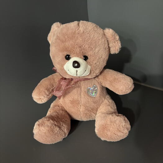 Розовый медвежонок