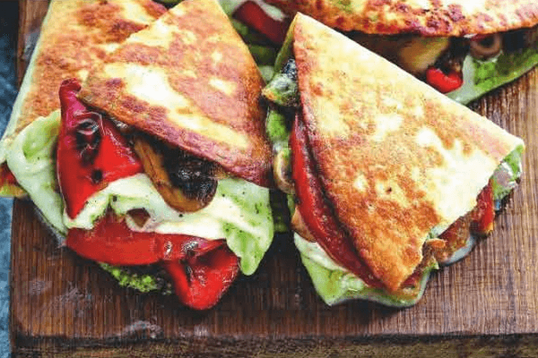 Пшеничная лепешка с овощами гриль