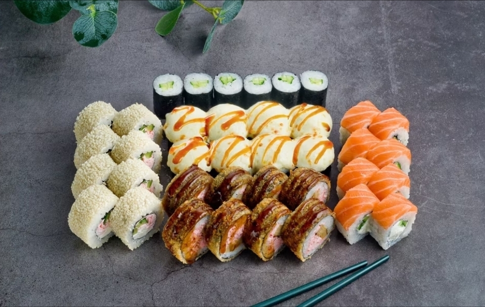 Азиатский стиль 1100гр/38шт ЛОСОСНЕМ