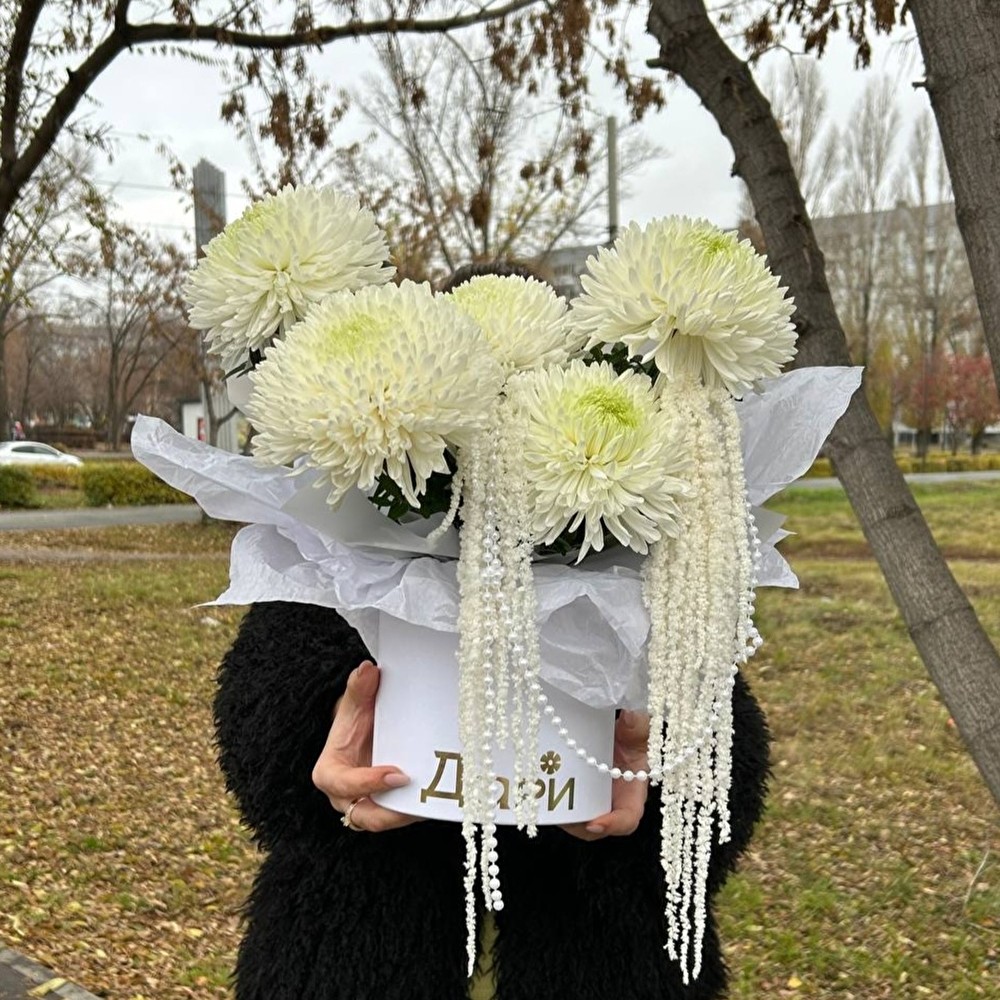 №108 Коробочка с одноголовыми хризантемами