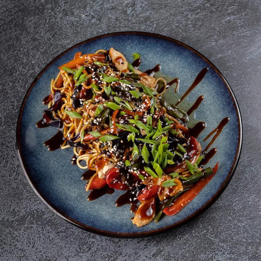WOK с курицей