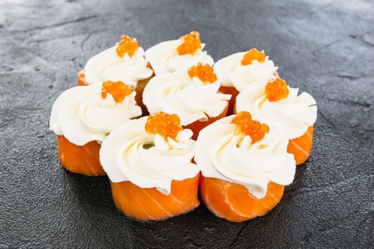 Филадельфия с красной икрой