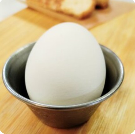 Яйцо отварное