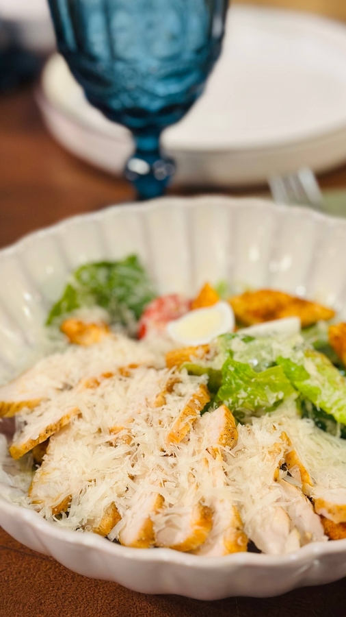 Цезарь с курицей