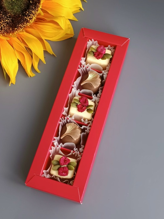 Набор конфет ручной работы