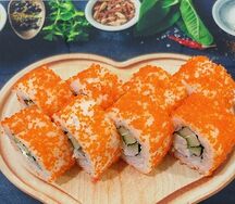 Ролл Калифорния с крабом