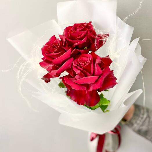 Букет-комплимент «Пёрышко» из французских роз