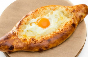 Хачапури по-аджарски