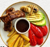 Рёбрышки с овощами гриль