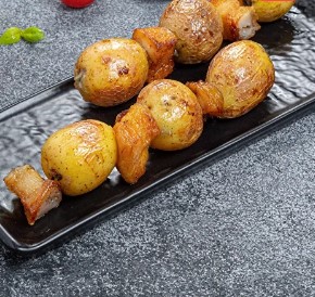Картошка черри с салом