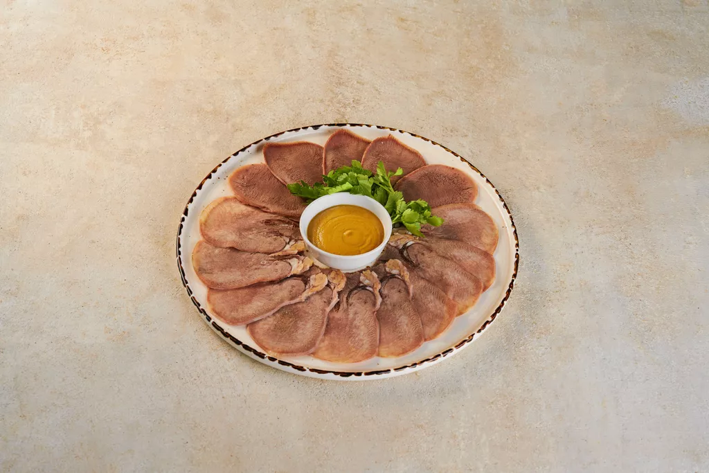 Язык говяжий с горчицей