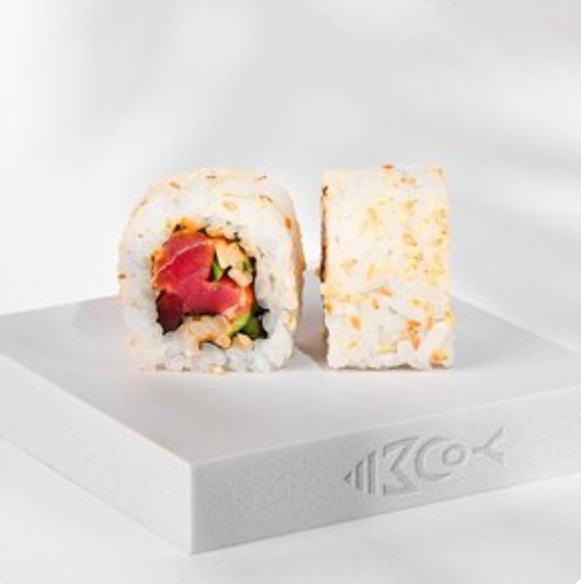 Острый тунец с огурцом