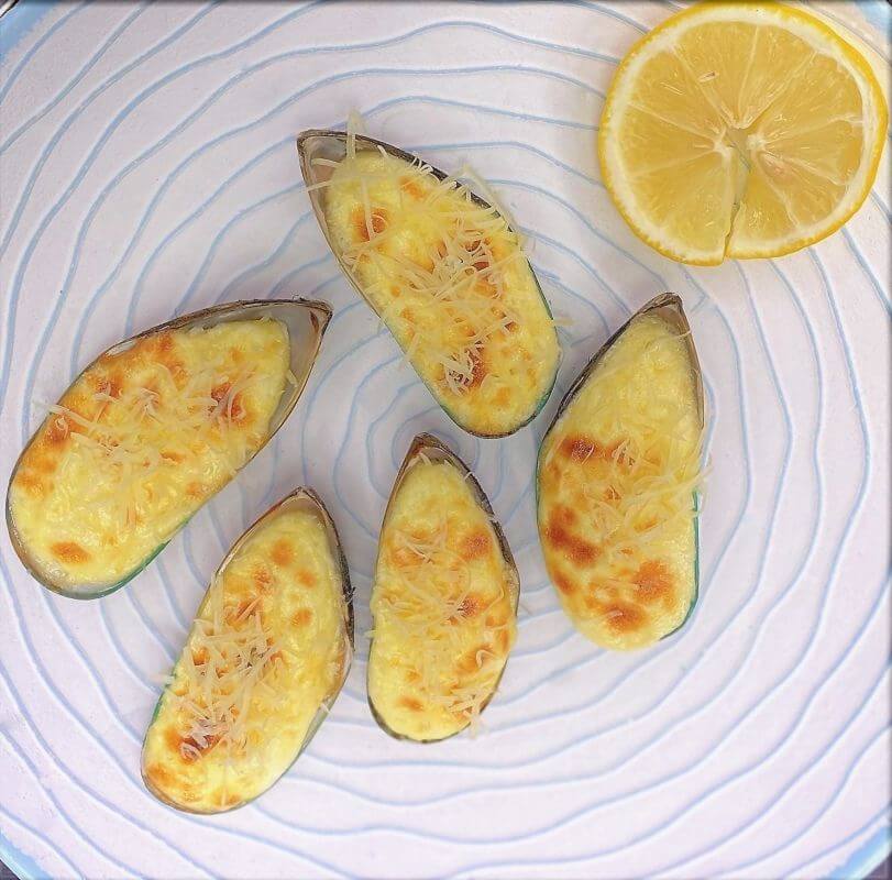 Мидии Запеченные пармезан