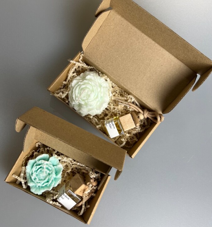 Набор (автопарфюм +свеча интерьерная 50 гр)