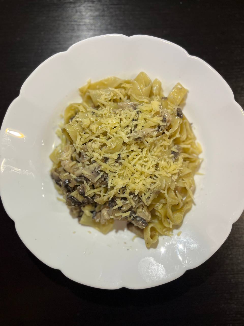 Фетучини с курицей и грибами