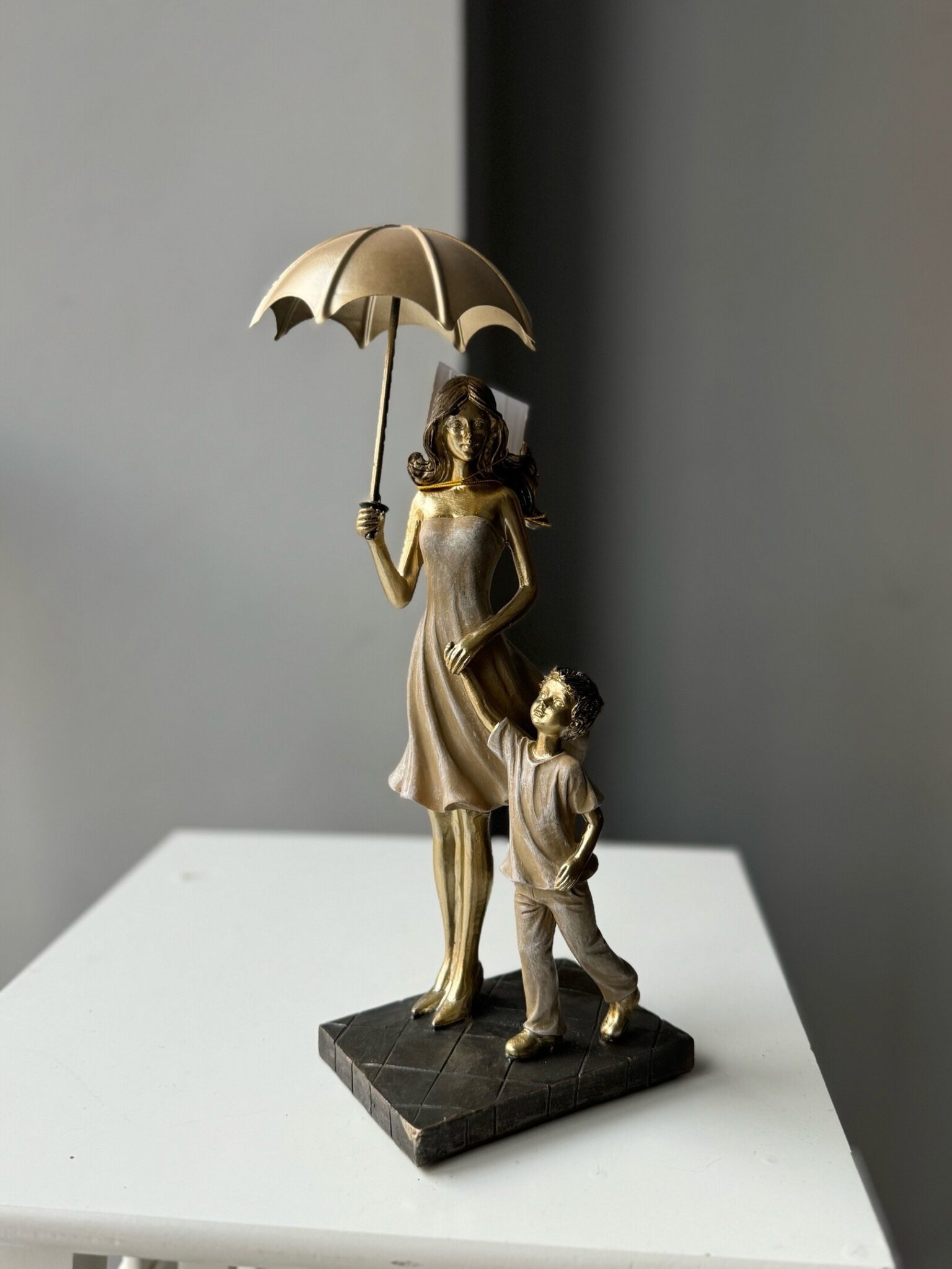 Статуэтка материнство 11*9,5*28,5 162-739