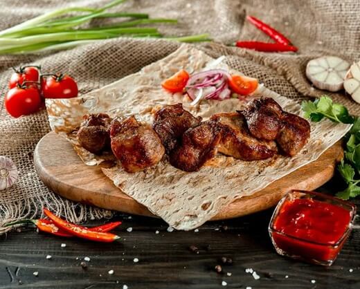 Шашлык из свиной мякоти 200г