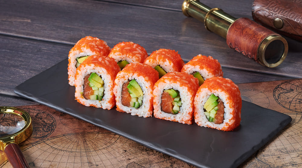 Ролл Калифорнийский лосось