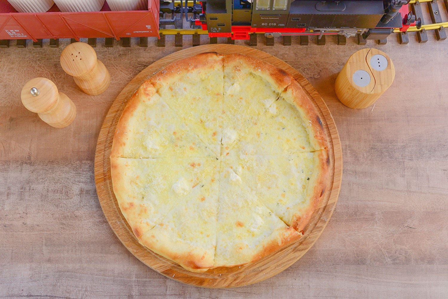 Пицца «4 сыра» 35см