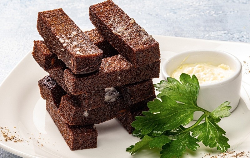 Гренки чесночные