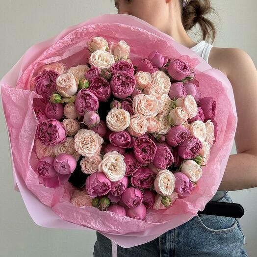 Микс пионовидных роз