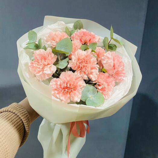 Стойкие диантусы с эвкалиптом