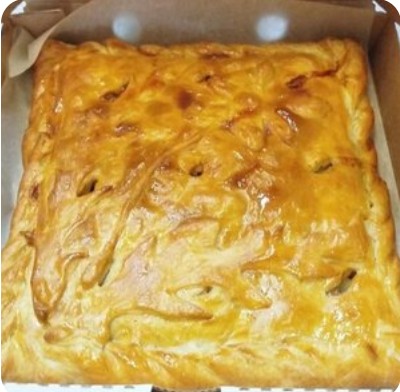 Пирог с картофелем и грибами 1кг (слоёное тесто)