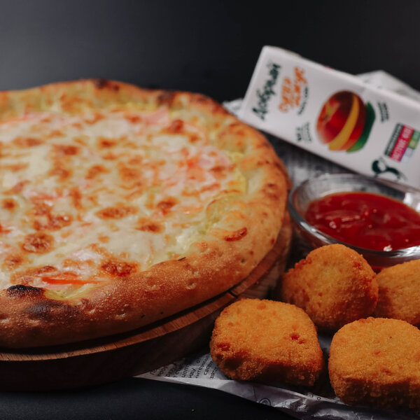 Kid’s box pizza
