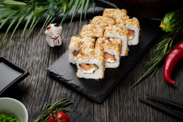 Ролл Бонито с лососем